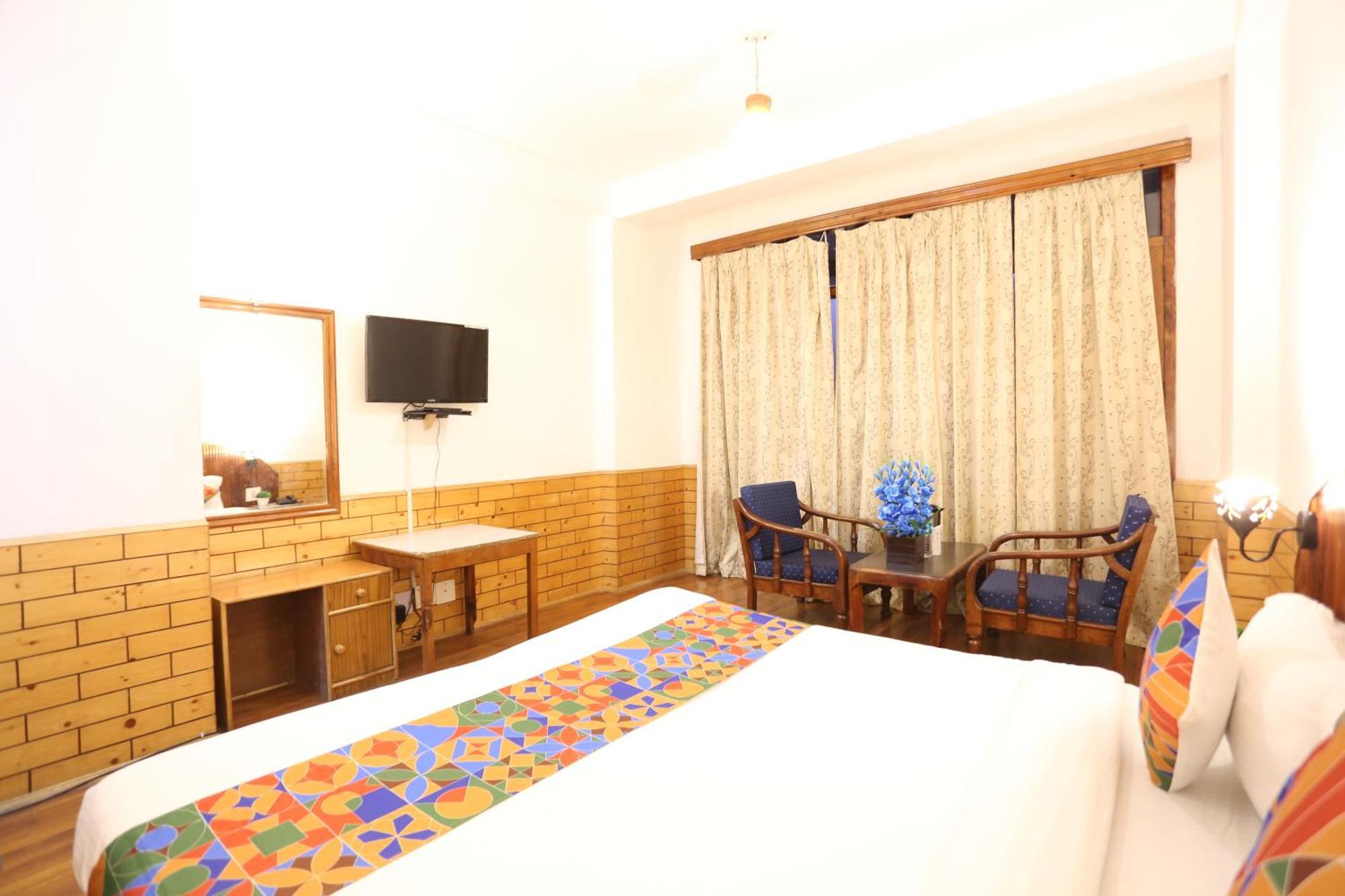 Hotel Surbhi Vashist Dış mekan fotoğraf