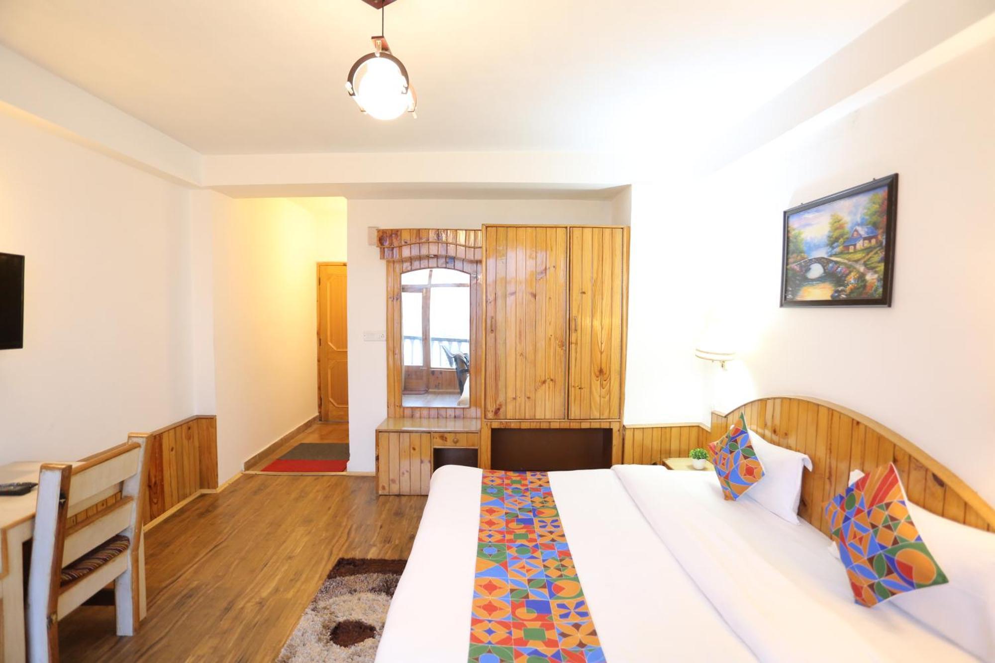 Hotel Surbhi Vashist Dış mekan fotoğraf