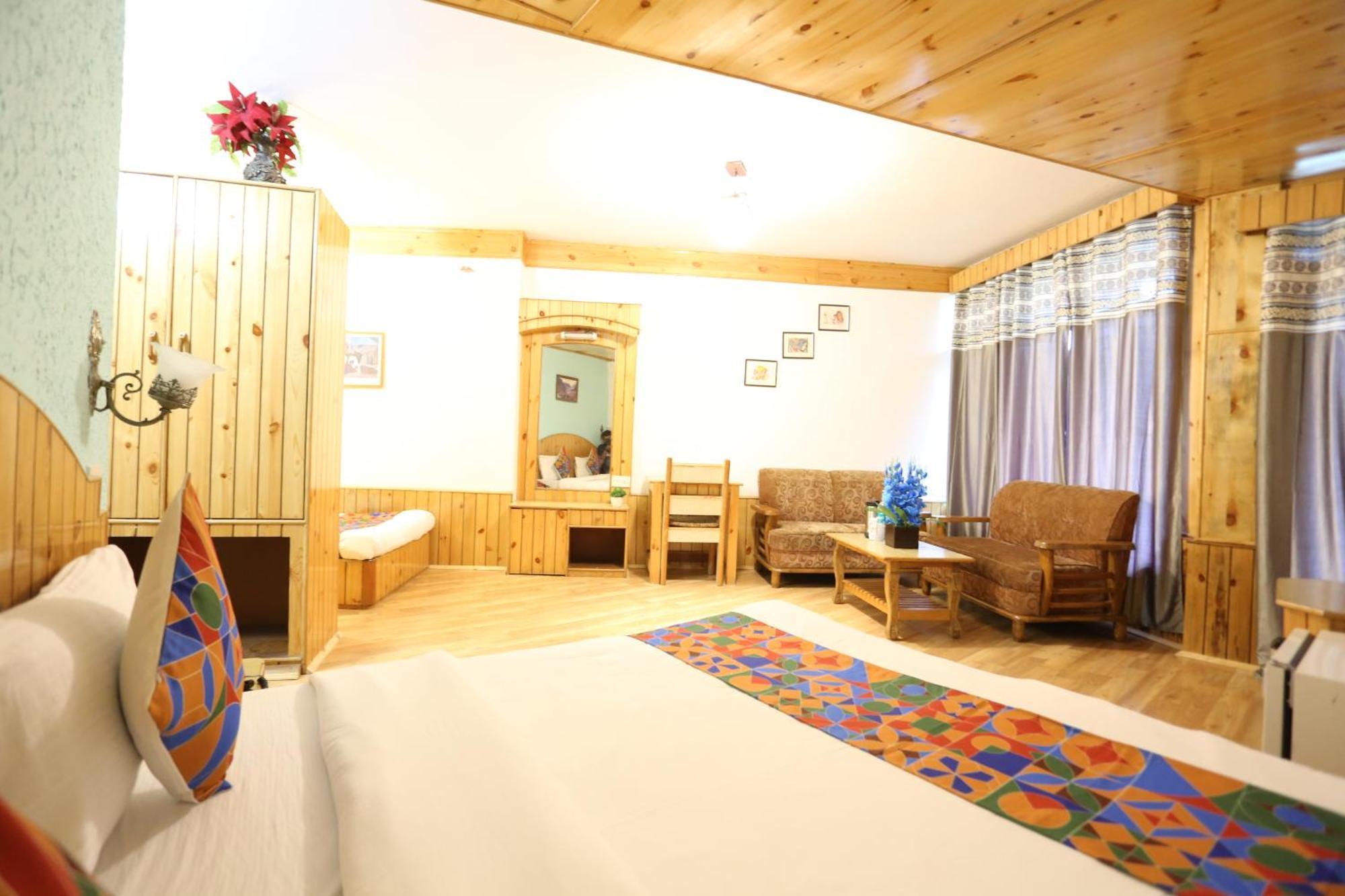 Hotel Surbhi Vashist Dış mekan fotoğraf