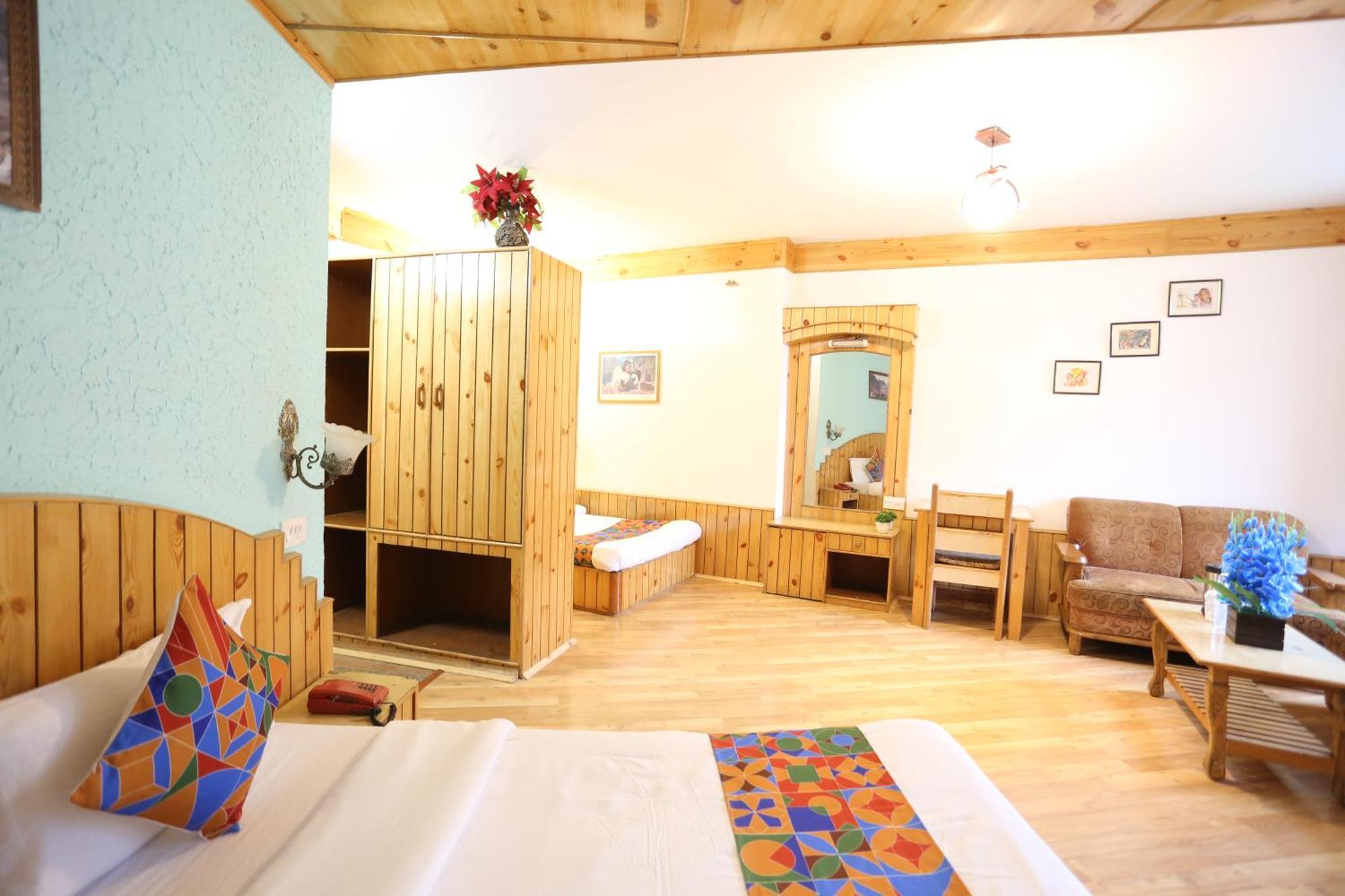 Hotel Surbhi Vashist Dış mekan fotoğraf