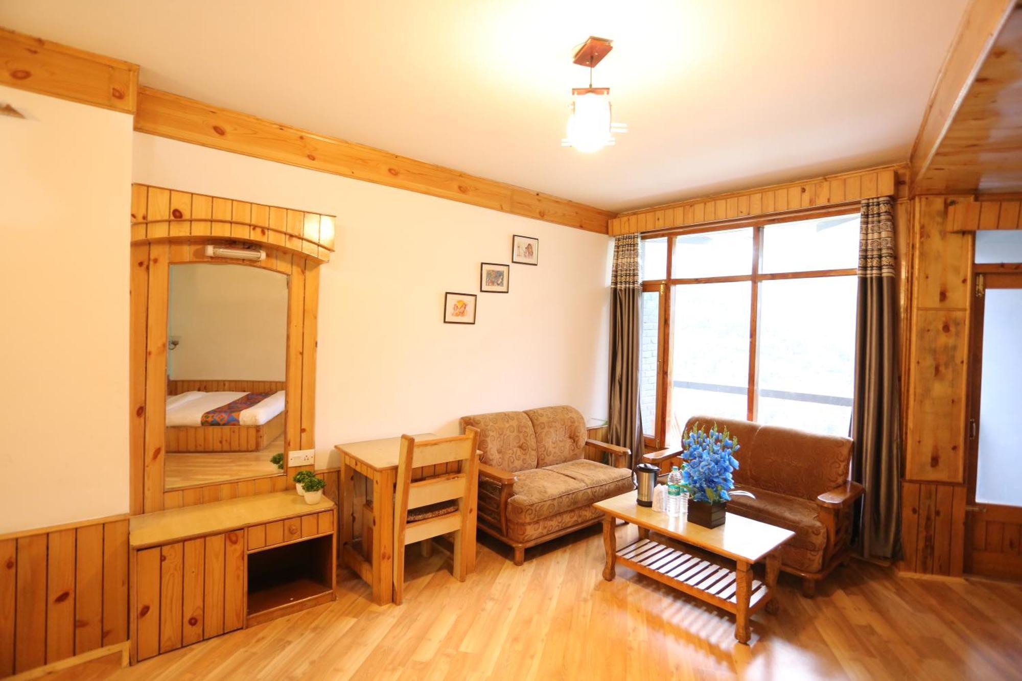 Hotel Surbhi Vashist Dış mekan fotoğraf