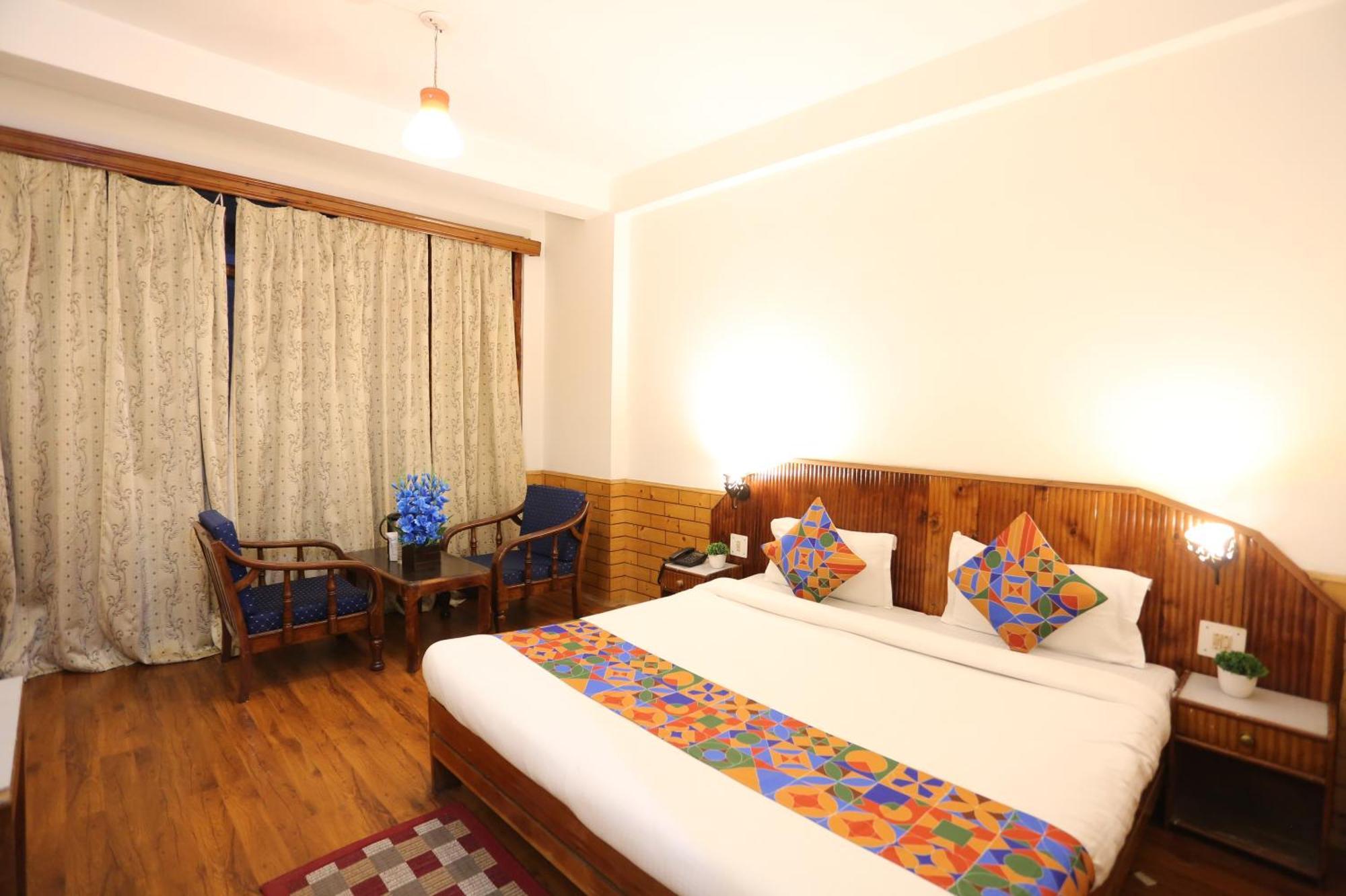 Hotel Surbhi Vashist Dış mekan fotoğraf