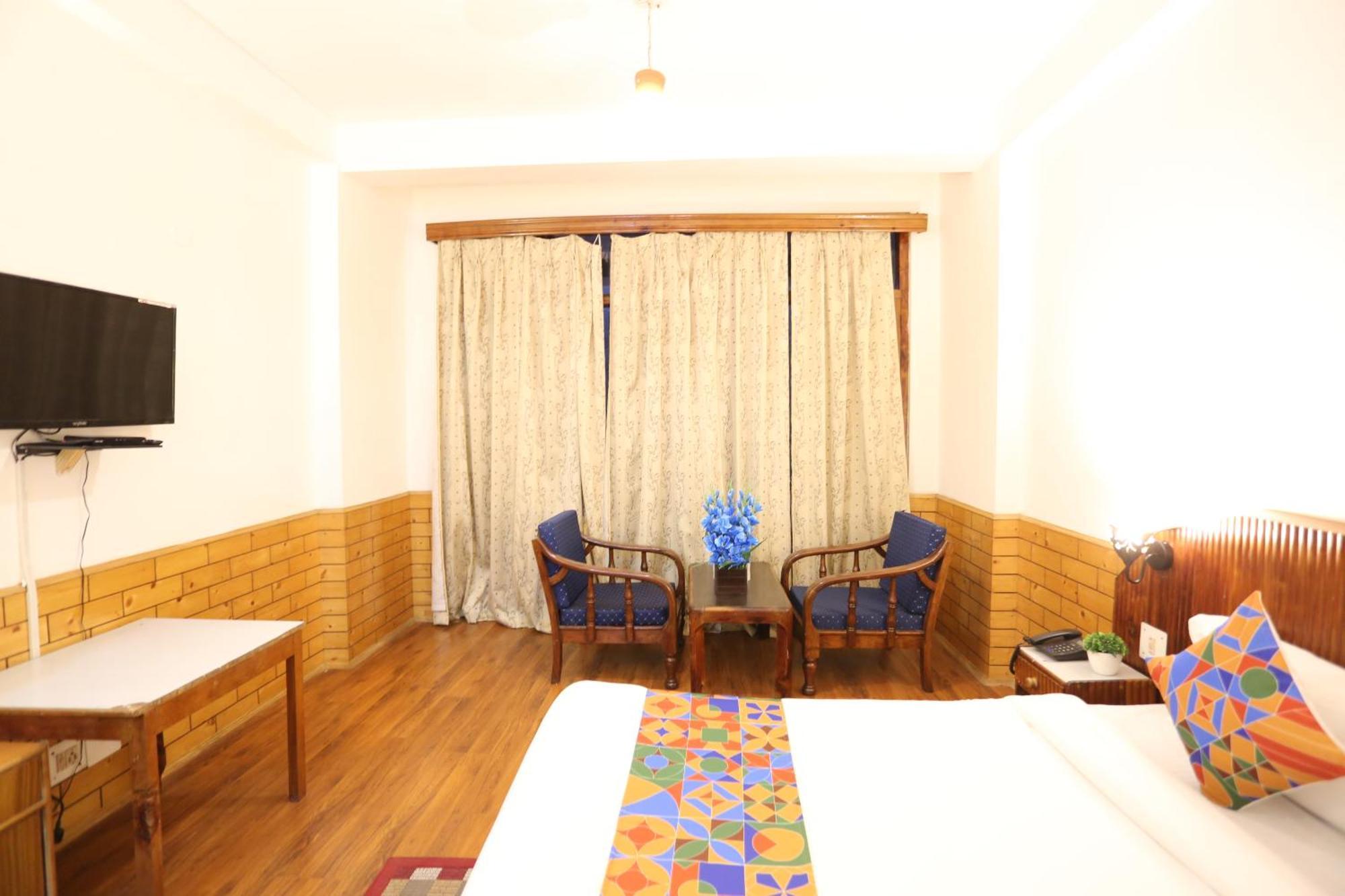 Hotel Surbhi Vashist Dış mekan fotoğraf