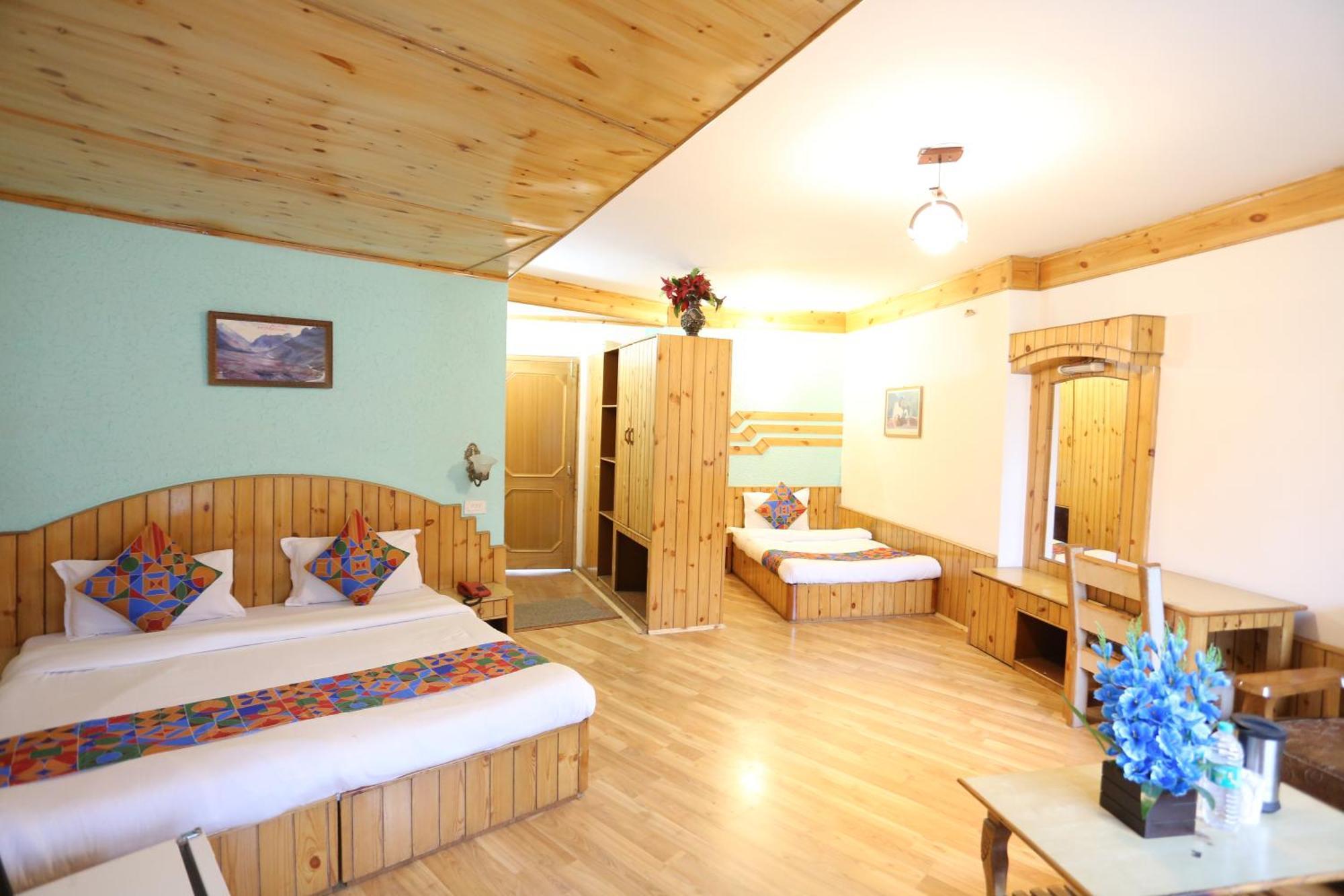 Hotel Surbhi Vashist Dış mekan fotoğraf