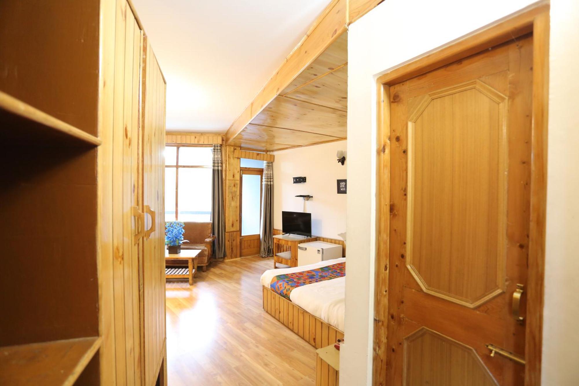Hotel Surbhi Vashist Dış mekan fotoğraf