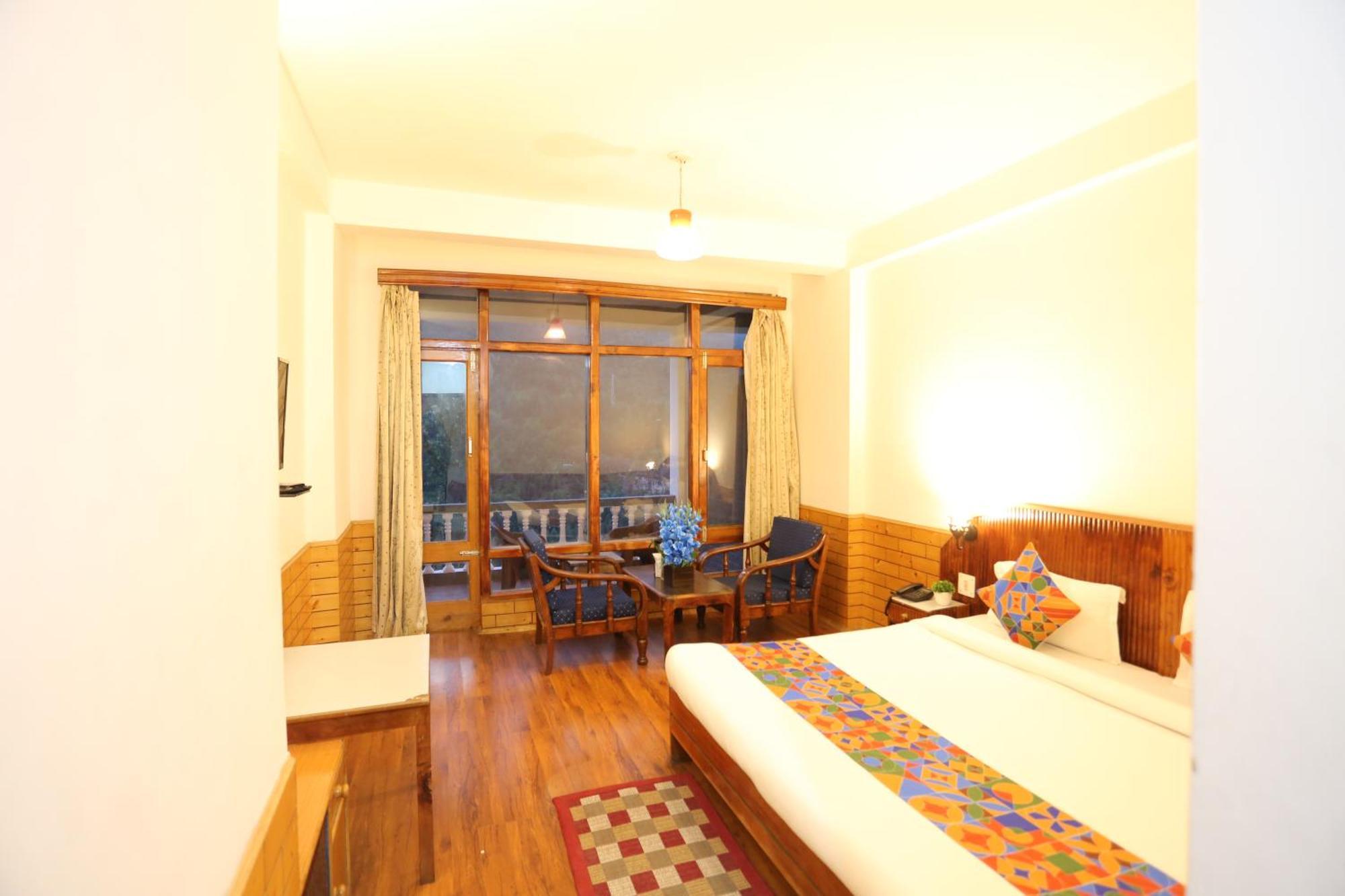 Hotel Surbhi Vashist Dış mekan fotoğraf