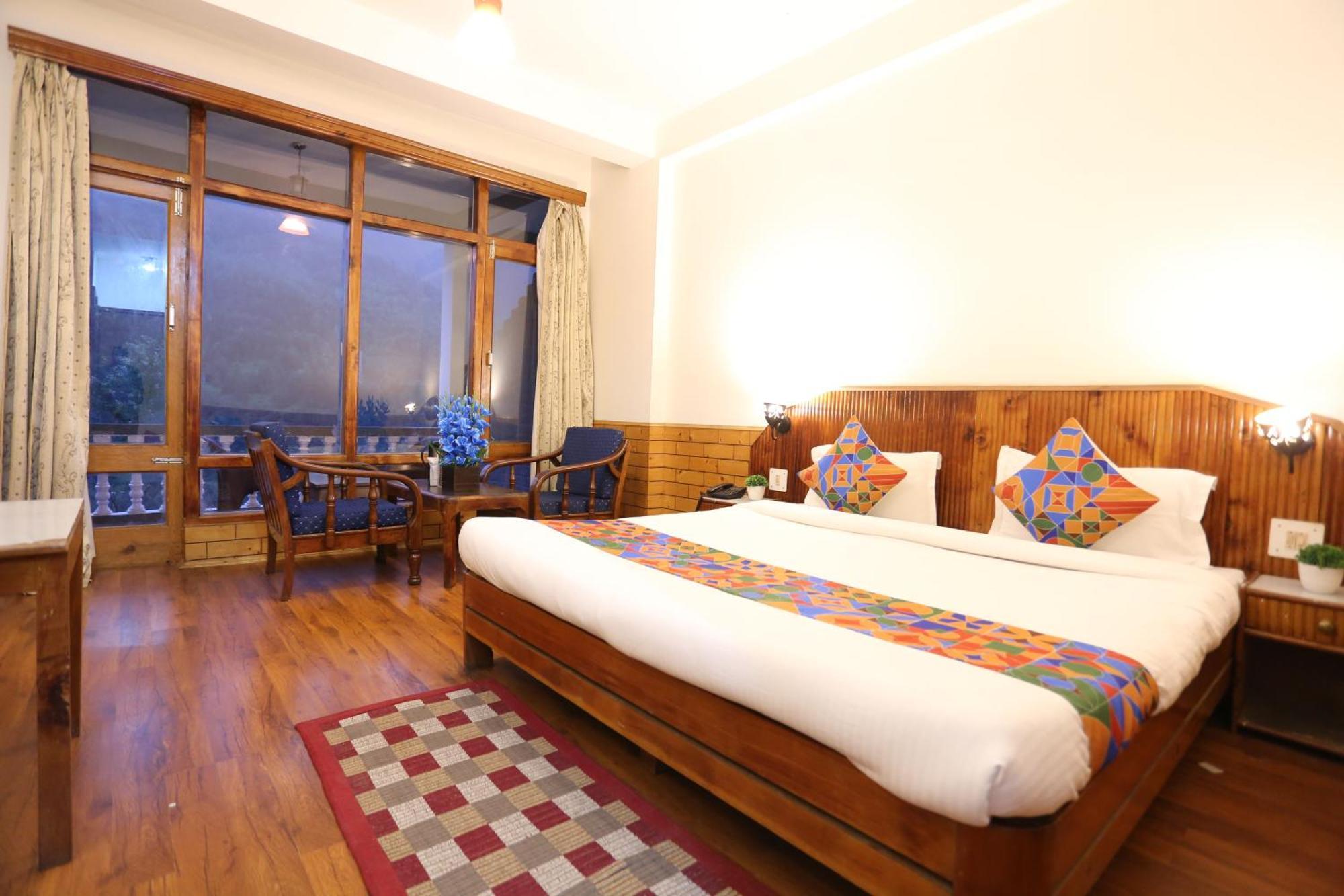 Hotel Surbhi Vashist Dış mekan fotoğraf